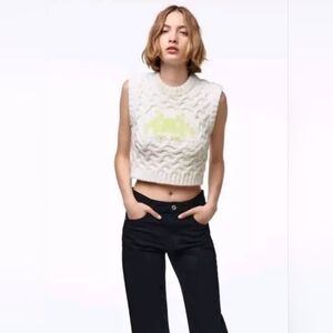 ZARA Women Jacquard Space Invaders Taito Sweater Cream Knit Short Vest - SIZE S